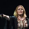 Adele si commuove a Las Vegas: “Mi mancherete terribilmente”