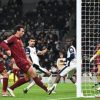 Europa League, Hummels al 91′ salva Roma da ko: 2-2 con il Tottenham