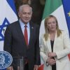 Mandato d’arresto Netanyahu, la linea di Meloni: “Israele e Hamas non sono uguali”