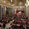 Natale, 400 persone in basilica di Santa Maria in Trastevere per pranzo di Sant’Egidio